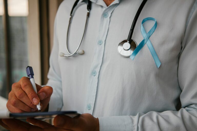 Solo uno de los tratamientos contra el cáncer de próstata cuenta con financiación pública completa